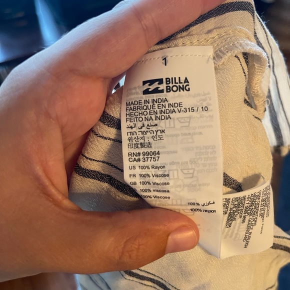 Billabong off the shoulder blouse - Picture 6 of 8